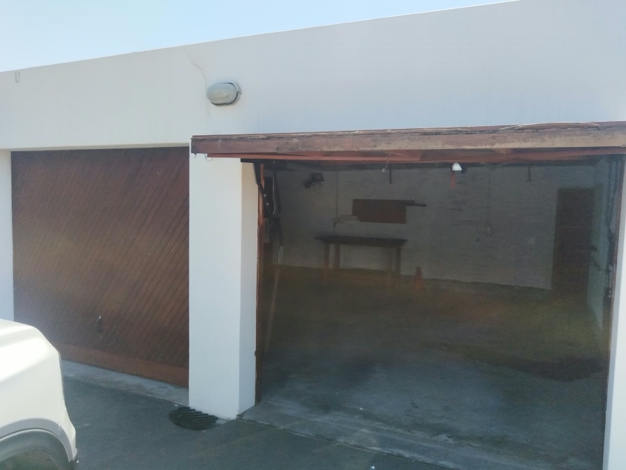 To Let 3 Bedroom Property for Rent in Silverglade Western Cape